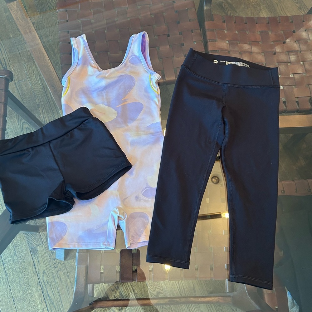 Bundle girl’s size 4-5 athletic wear